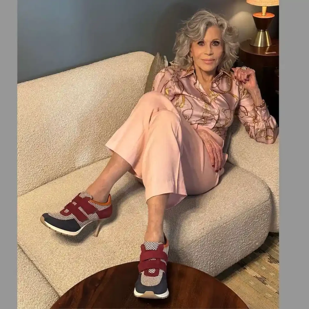 Jane Fonda Biography: Husband, Height, Siblings, Age, Net Worth, Parents, Children, Movies, Awards