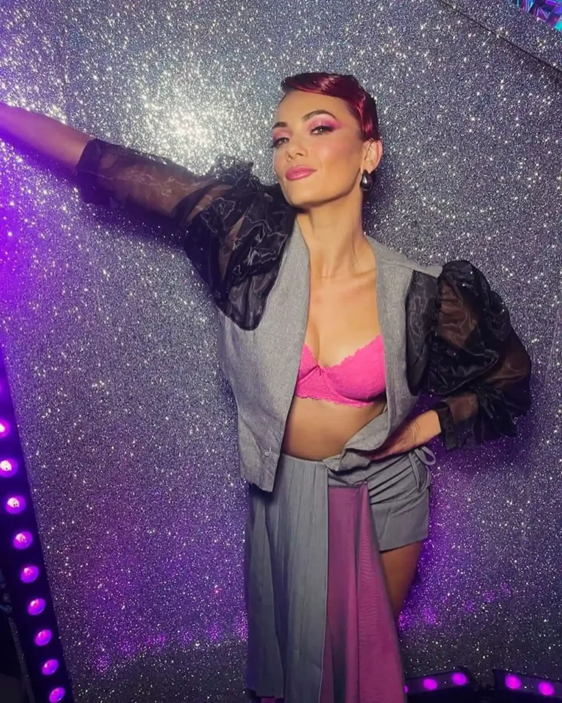 Dianne Buswell Biography: Partner, Songs, Siblings, Age, Net Worth, Height, Parents