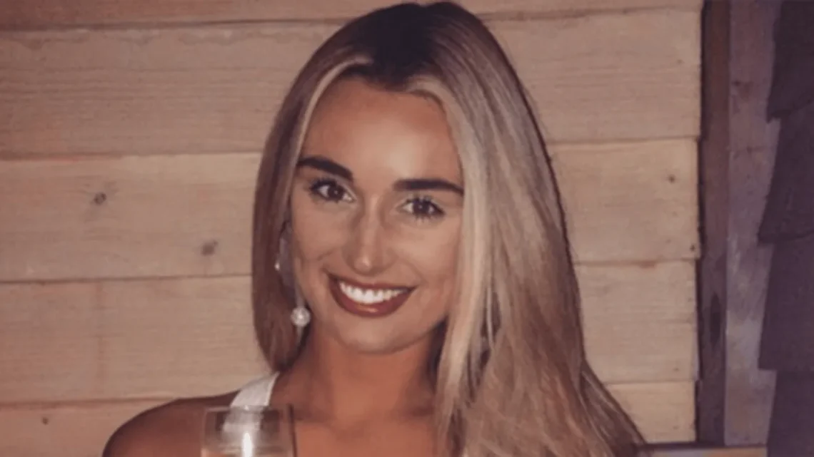 Rachel Fenton Biography:  Age, Parents, Boyfriend, Net Worth, Siblings, Height, YouTube