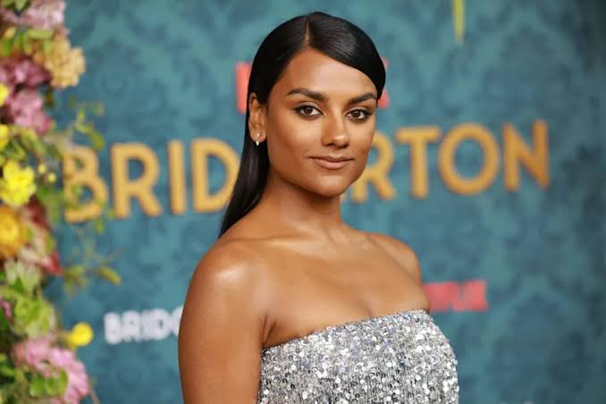 Simone Ashley Biography: Age, Net Worth, Boyfriend, Children, Parents, Siblings, Movies, Wikipedia, Pictures