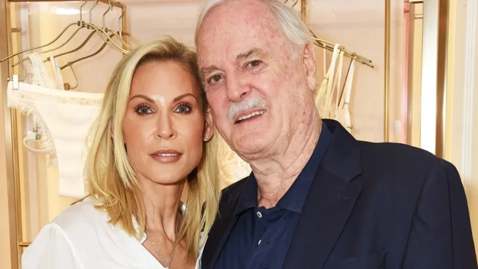 John Cleese’s Wife, Jennifer Wade Biography: Wikipedia, Age, LinkedIn, Jewellery, Obituary, Net Worth, Husband
