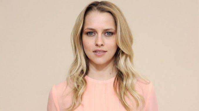Teresa Palmer Biography: Height, Parents, Movies, Children, Siblings, Age, Husband, Net Worth, TV Series