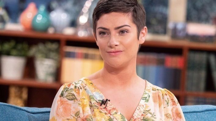 Isabel Hodgins Biography: Age, Net Worth, Siblings, Husband, Movies, Family, Pictures, Child, Wikipedia, Instagram, Parents