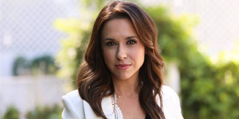 Lacey Chabert’s sister Wendy Chabert Biography: Child, Height, Siblings, Age, Net Worth, Parents, Husband