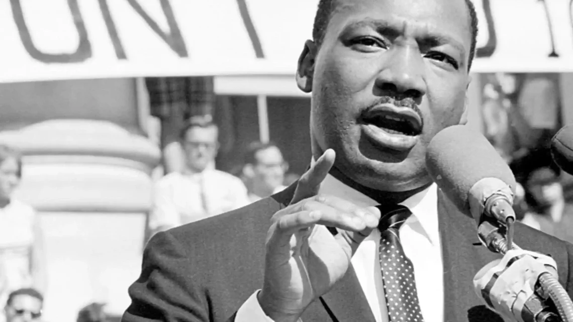 Martin Luther King Jr Biography: Wife, Age, Net Worth, Siblings, Parents, Height, Children, Death, Awards   