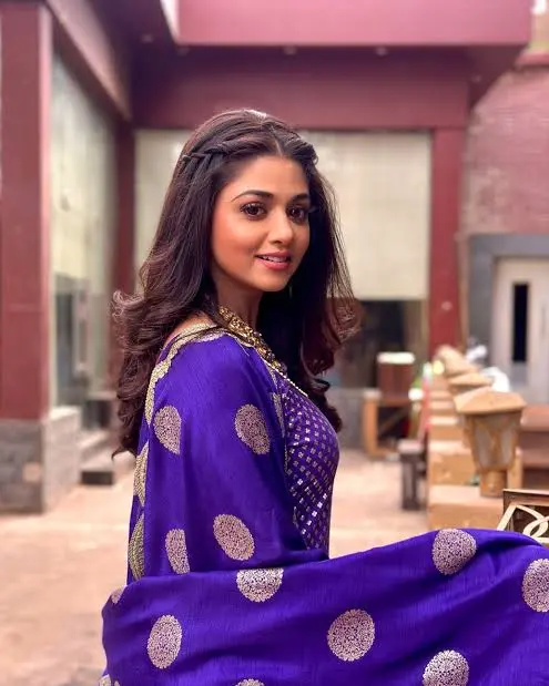 Tanvi Dogra Biography: Best Friend, Age, Instagram, Husband, Parents, Net Worth, Family, Movies