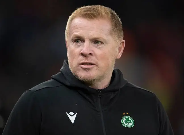 Neil Lennon Biography: Net Worth, Family, Mother, Son, Wiki, Siblings, Net Worth, Age, Clubs, Salary, Awards