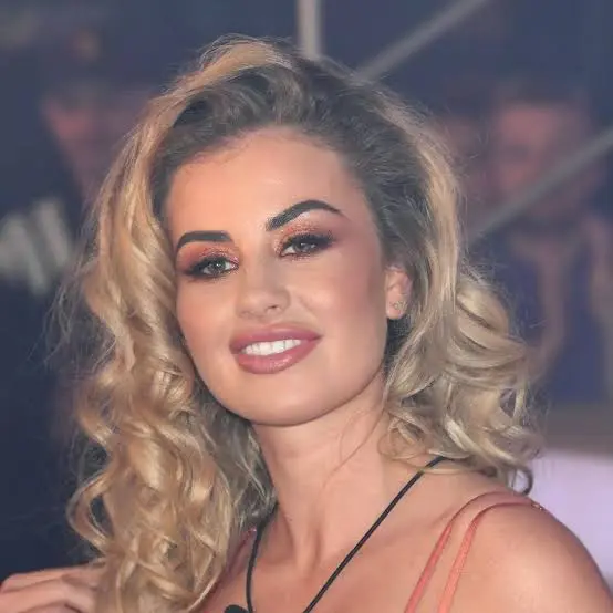 Chloe Ayling Biography: Net Worth, Age, Height, Nationality, Ethnicity, Parents, Instagram, Child