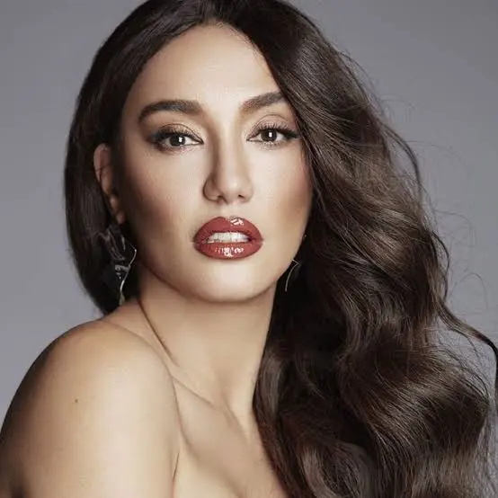 Maria Ilieva Biography: Instagram, Nationality, Family, Net Worth, Age, Wikipedia, Height, Songs, TV Shows, Albums