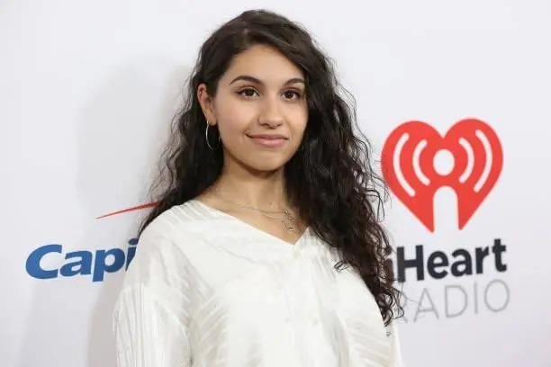 Alessia Cara Biography: Age, Daughter, Parents, Husband, Songs, Net Worth, Children, Wikipedia, Nationality
