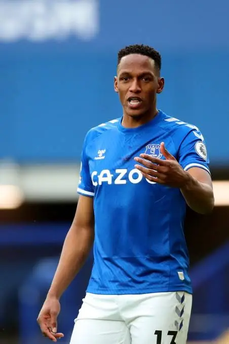 Yerry Mina Biography: Awards, Current Team, Age, Net Worth, Salary, Stats, Height, Parents
