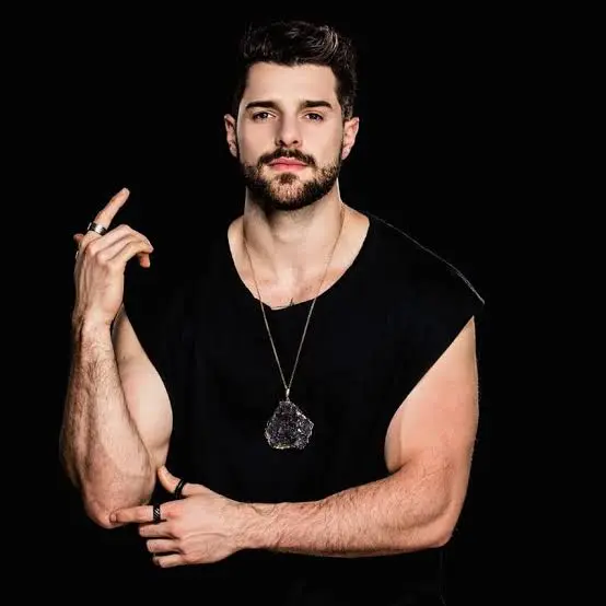Alok (DJ) Biography: Wikipedia, Songs, Age, Instagram, Albums, Net Worth, Height, Parents, Siblings, Wife, Children