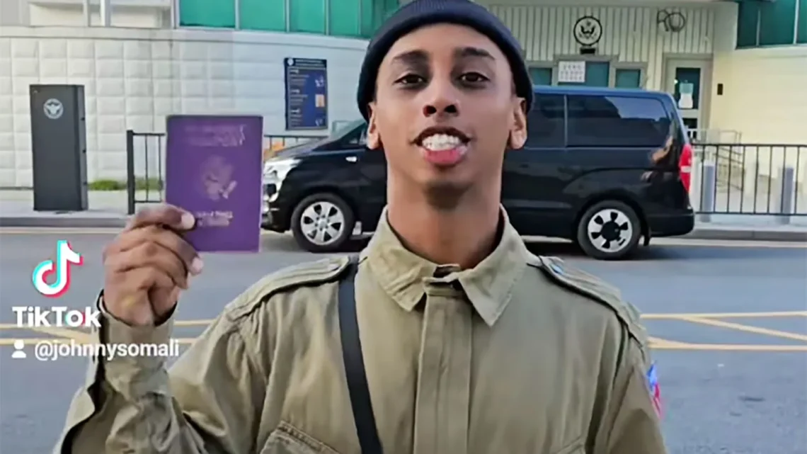 Johnny Somali Biography: Age, Net Worth, Siblings, Parents, Height, YouTube, Girlfriend, Song