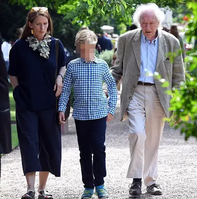 Michael Gambon’s Son, Tom Gambon Biography: Age, Parents, Wikipedia, Net Worth, Siblings, Height
