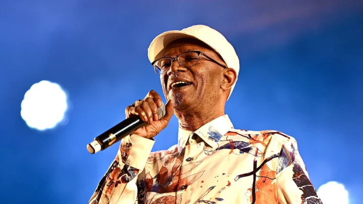Beres Hammond Biography: Wife, Age, Songs, Net Worth, Instagram, Height, Wikipedia