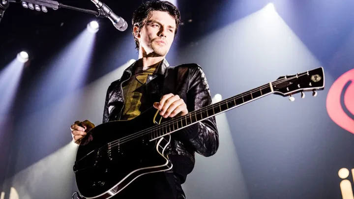 James Bay Biography: Age, Net Worth, Siblings, Parents, Height, Songs, Wife, Children
