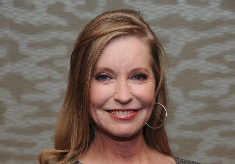 Lisa Niemi Biography: Books, Movies, Husband, Age, Net Worth, Siblings, Parents, Height