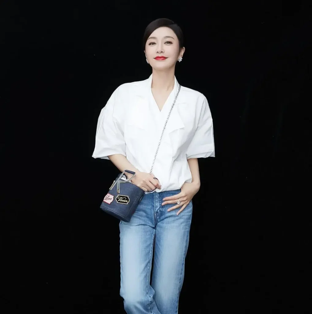 Qin Lan Biography: Age, Net Worth, Siblings, Parents, Height, Husband, Movies, Awards   