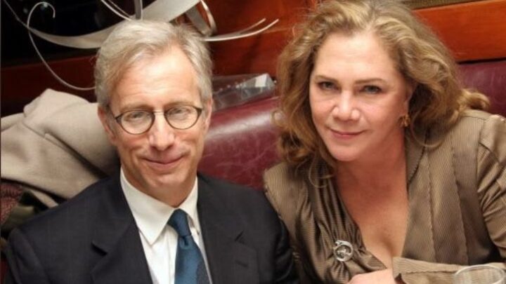 Kathleen Turner’s Ex-husband, Jay Weiss Biography: Spouse, Children, Age, Net Worth, Wikipedia, Obituary,