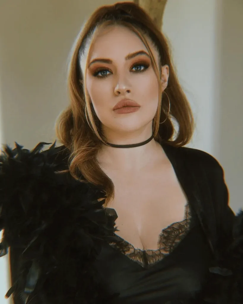 Lucky Blue Smith’s sister, Starlie Cheyenne Smith Biography: Daughter, Age, Net Worth, Picture, Siblings, Height, Instagram, Parents