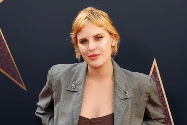 Bruce Willis’ daughter, Tallulah Willis Biography: Husband, Siblings, Age, Movies, Net Worth, Children, Parents Bruce Willis’ daughter, Tallulah Willis Biography: Husband, Siblings, Age, Movies, Net Worth, Children, Parents