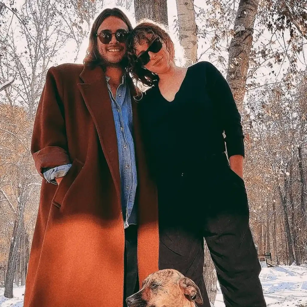 Rumer Willis’ ex-boyfriend, Derek Richard Thomas Biography: Girlfriend, Siblings, Age, Net Worth, Children, Parents, Songs