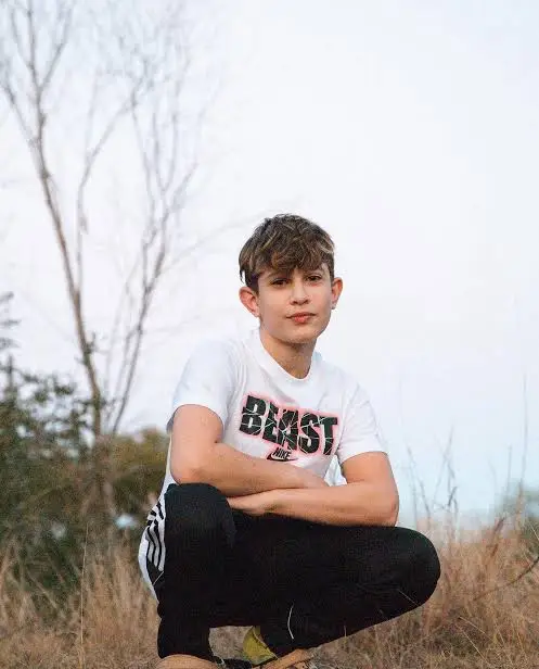 Nidal Wonder Biography: Age, Net Worth, Real Name, Juju, Father, Accident, Family, Wikipedia, Instagram