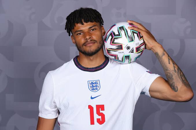 Tyrone Mings Biography: Stats, Transfers, Matches, Parents, Wife, Injury, Age, Daughter, Instagram, Net Worth Tyrone Mings Biography: Stats, Transfers, Matches, Parents, Wife, Injury, Age, Daughter, Instagram, Net Worth