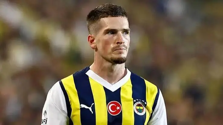 Ryan Kent Biography: Stats, Age, Wikipedia, Net Worth, Salary, Club, Height, Parents, Siblings, Awards, Wife