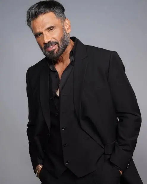 Suniel Shetty Biography: Age, Daughter, Movies, Wife, Children, Wikipedia, Net Worth, Family, Instagram