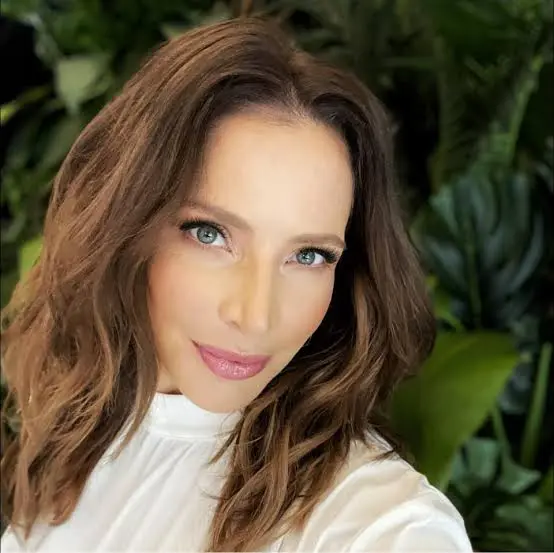 Anna Dereszowska Biography: TV Shows, Age, Net Worth, Movies, Parents, Siblings, Wikipedia, Spouse, Children, Songs