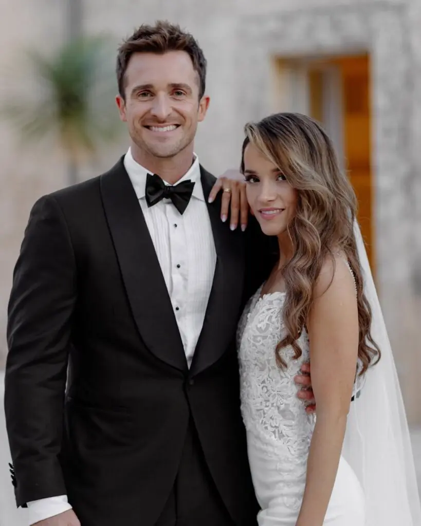 Matthew Hussey Biography: Age, Net Worth, Siblings, Parents, Height, Wife, Books, YouTube