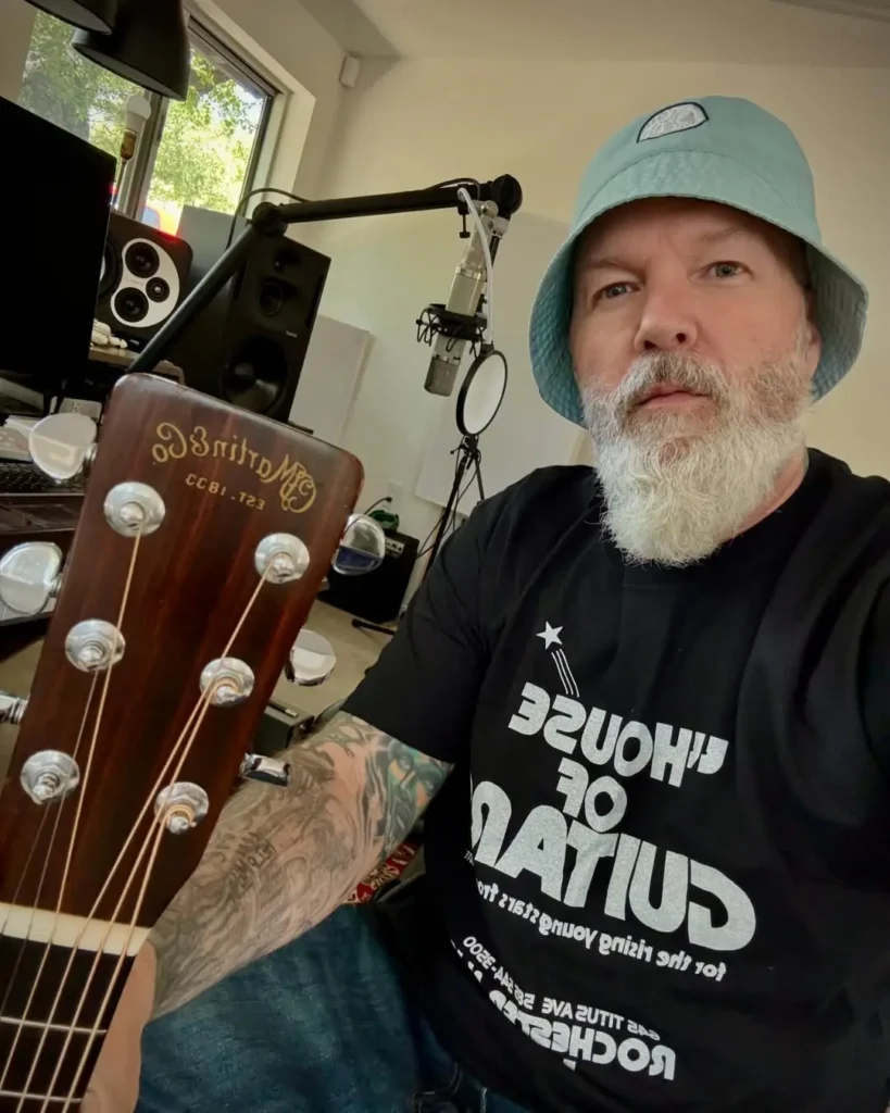 Fred Durst Biography: Age, Net Worth, Siblings, Parents, Height, Wife, Songs, Children, Movies, Awards