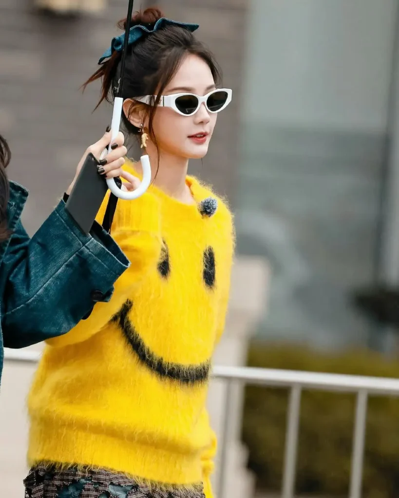 Li Yitong Biography: Age, Net Worth, Siblings, Parents, Height, Movies, Awards, Boyfriend