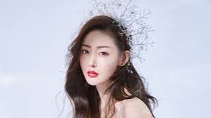 Crystal Zhang Biography: Age, Net Worth, Siblings, Parents, Height, Movies, Awards, Boyfriend