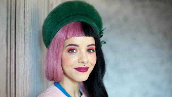 Melanie Martinez Bio: Merch, Songs, Net Worth, Age, Parents, Husband, Pictures, Kids, Family, Albums
