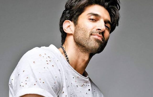 Aditya Roy Kapur Biography: Wife, Age, Net Worth, Siblings, Parents, Height, Children, Movies