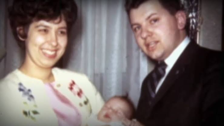 Christine Gacy Biography: Age, Net Worth, Siblings, Parents, Height, Crime, Children