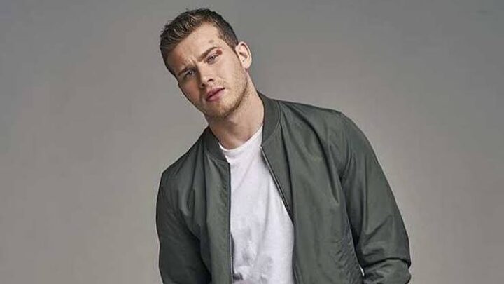 Oliver Stark Biography: Wife, Age, Net Worth, Siblings, Parents, Height, Movies, Children