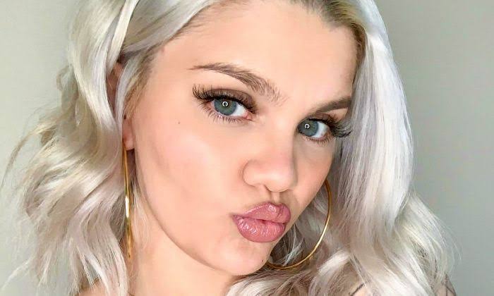 Amina Blue Biography: Baby, Net Worth, Instagram, Age, Boyfriend, Relationship, Parents, Height