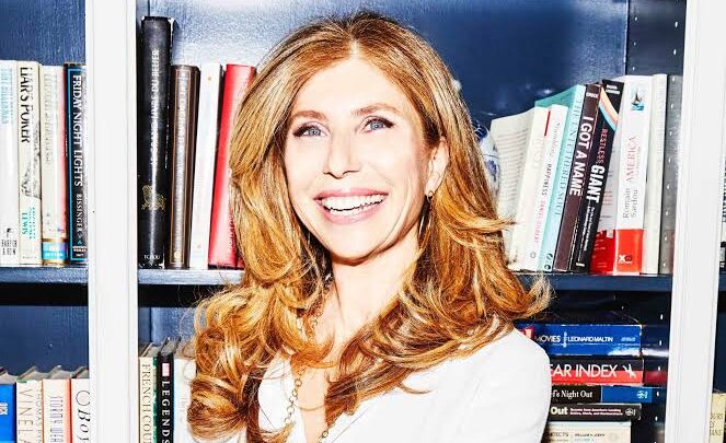 Linda Thompson Biography: Age, Net Worth, Movies, Accident, Songs, House, Wikipedia, Height, Family, Awards