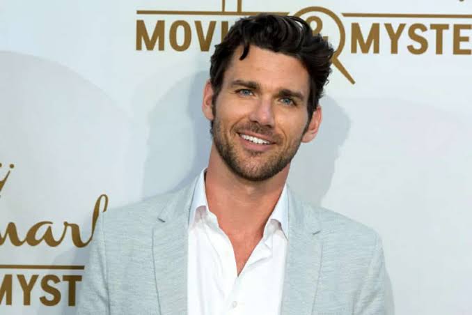 Kevin McGarry Biography: Net Worth, Siblings, Height, Children, Age, Awards, Parents, Wife, Movies