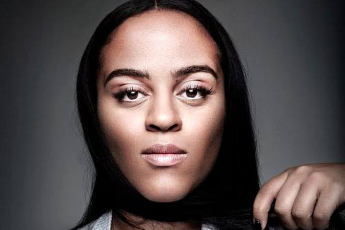 Seinabo Sey Biography: Boyfriend, Child, Age, Net Worth, Siblings, Parents, Height, Songs, Awards