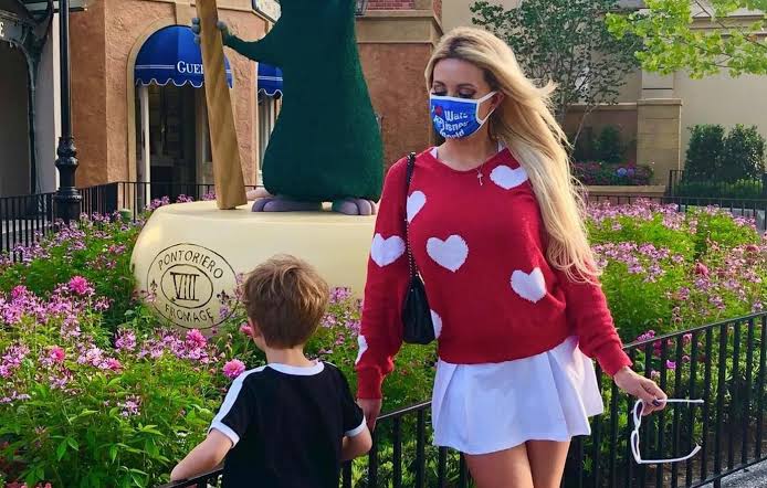 Holly Madison and Pasquale Rotella’s Daughter,  Rainbow Aurora Biography: Age, Net Worth, Wikipedia, Height, Picture, Nationality
