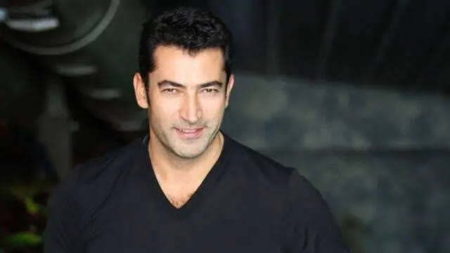 Kenan İmirzalıoğlu Biography: Parents, Spouse, Children, Instagram, Awards, Age, Net Worth, Movies, TV Shows, Songs