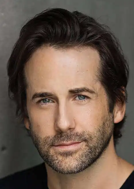 Niall Matter Biography: Weight, Net Worth, Movies, TV Shows, Accident, Children, Age, Wikipedia