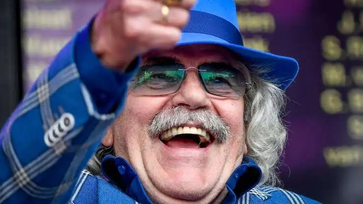 Bennie Jolink Biography: Music Group, Age, Albums, Net Worth, Wikipedia, Songs, Parents, Spouse, Children, Book