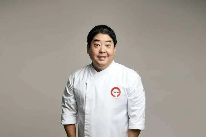 Mitsuharu Tsumura Biography: Wikipedia, Restaurant, Net Worth, Cookbooks, Age, Cooking Style, Nationality