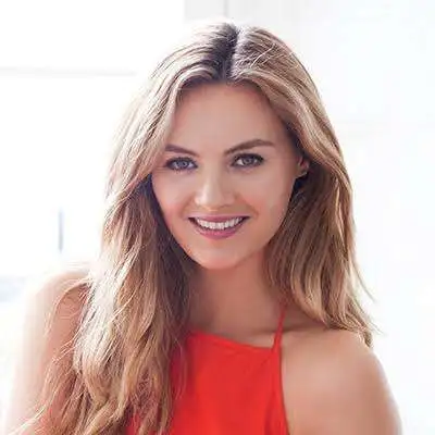 Niomi Smart Biography: Age, Net Worth, Wikipedia, Nationality, Instagram, Boyfriend, Relationship