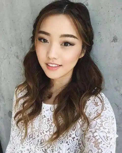Jenn Im Biography: Videos, Age, Husband, Net Worth, Reddit, Instagram, Baby, Height